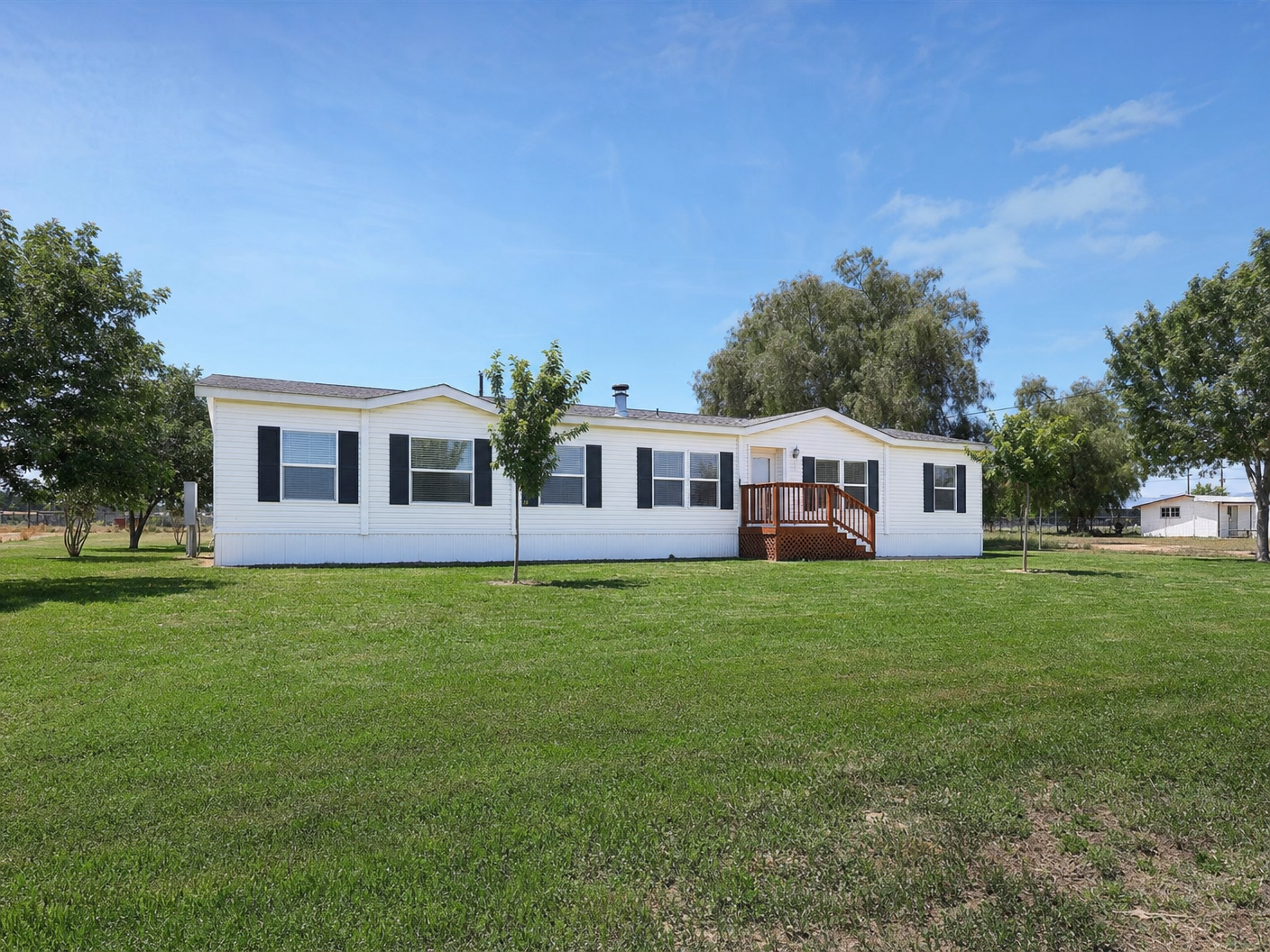 DOUBLE WIDE ON LAND